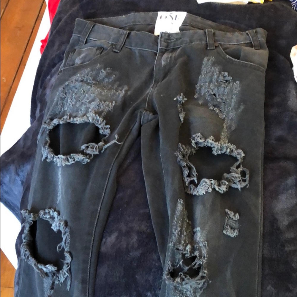 One teaspoon size 24 boyfriend destroyed pants